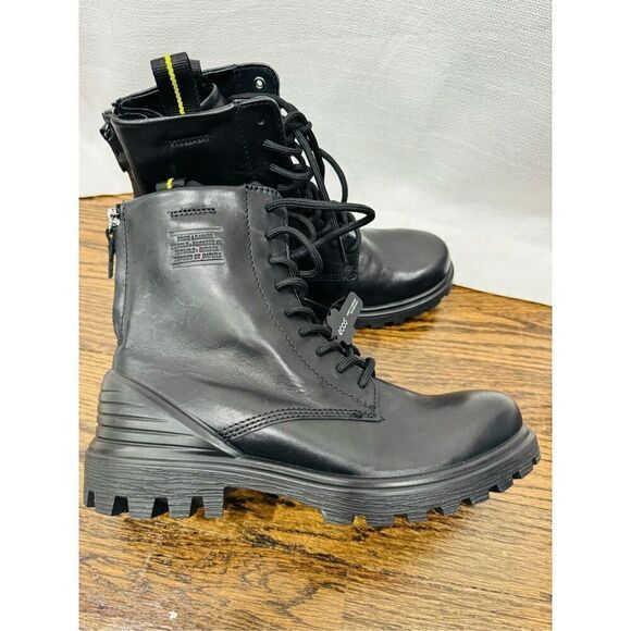ECCO NWOB Tred Tray Black Leather Combat Boots - Picture 12 of 12